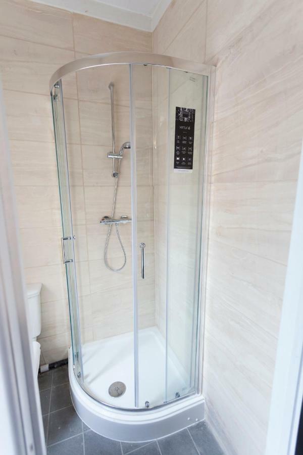 Fenham Hotel Express นิวคาสเซิล อะพอน ไทน์ ภายนอก รูปภาพ